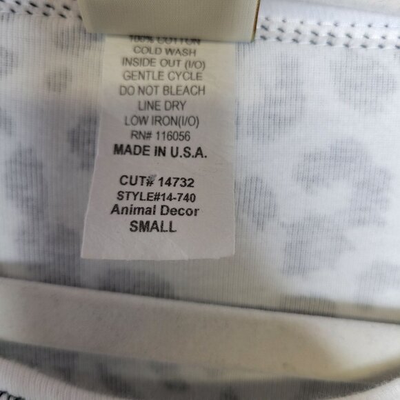 Jess & Jane Women's Small Shirt Top Black White Animal Print Rhinestones - Picture 4 of 4